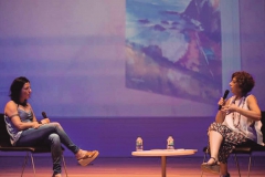 Presentació de la novel·la Pídeme el mar de Naiara Serrano a càrrec de la periodista i regidora de cultura Alicia Piquer