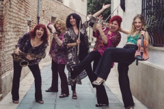 Eva, Miryam, Vanessa, Mari i Carmen, membres del Grup Carraixet