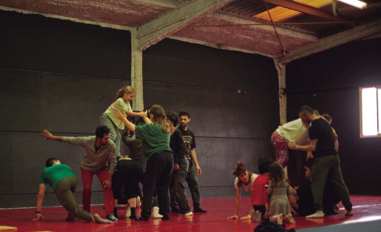 Taller familiar a les instal·lacions de l’Espai de Circ d’Alboraia